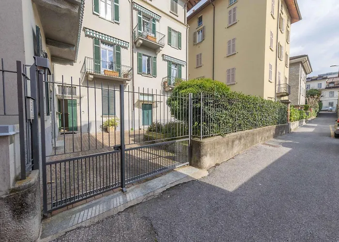 Apartment Pit Stop 2 Como